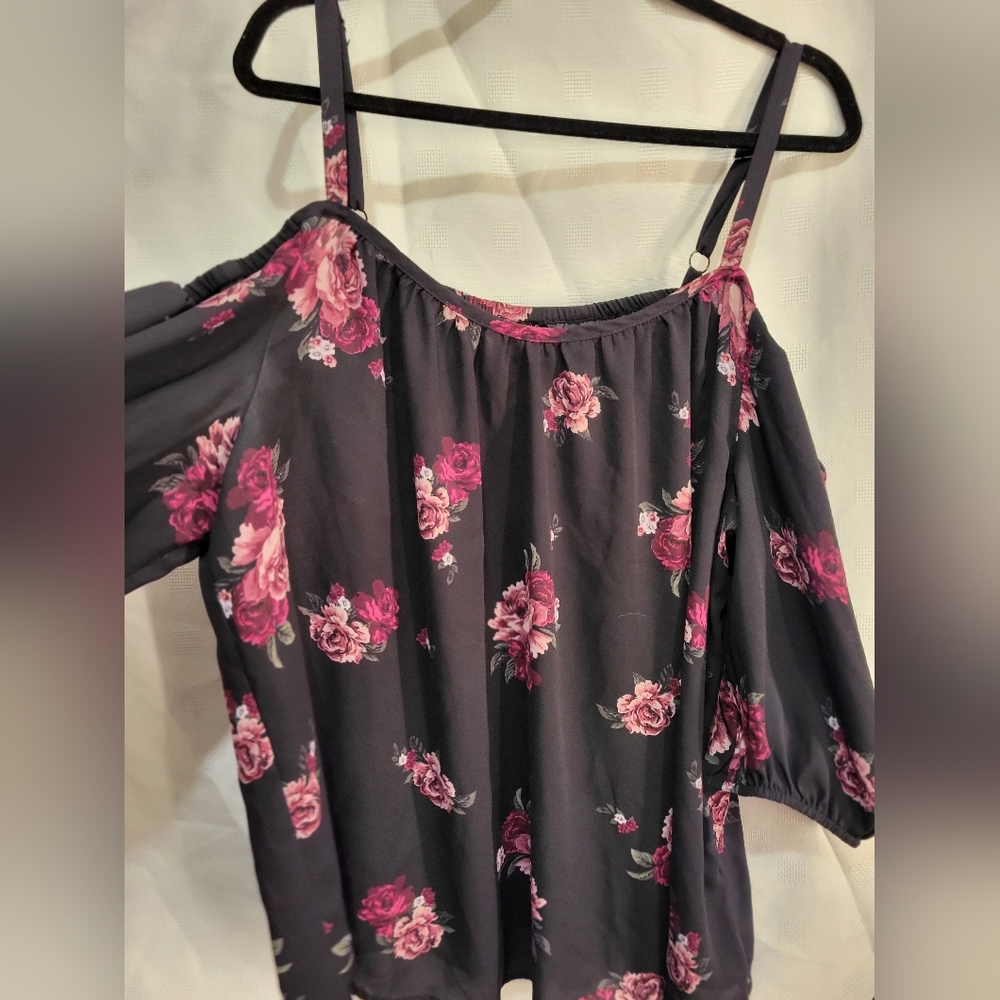 Torrid cold shoulder blouse